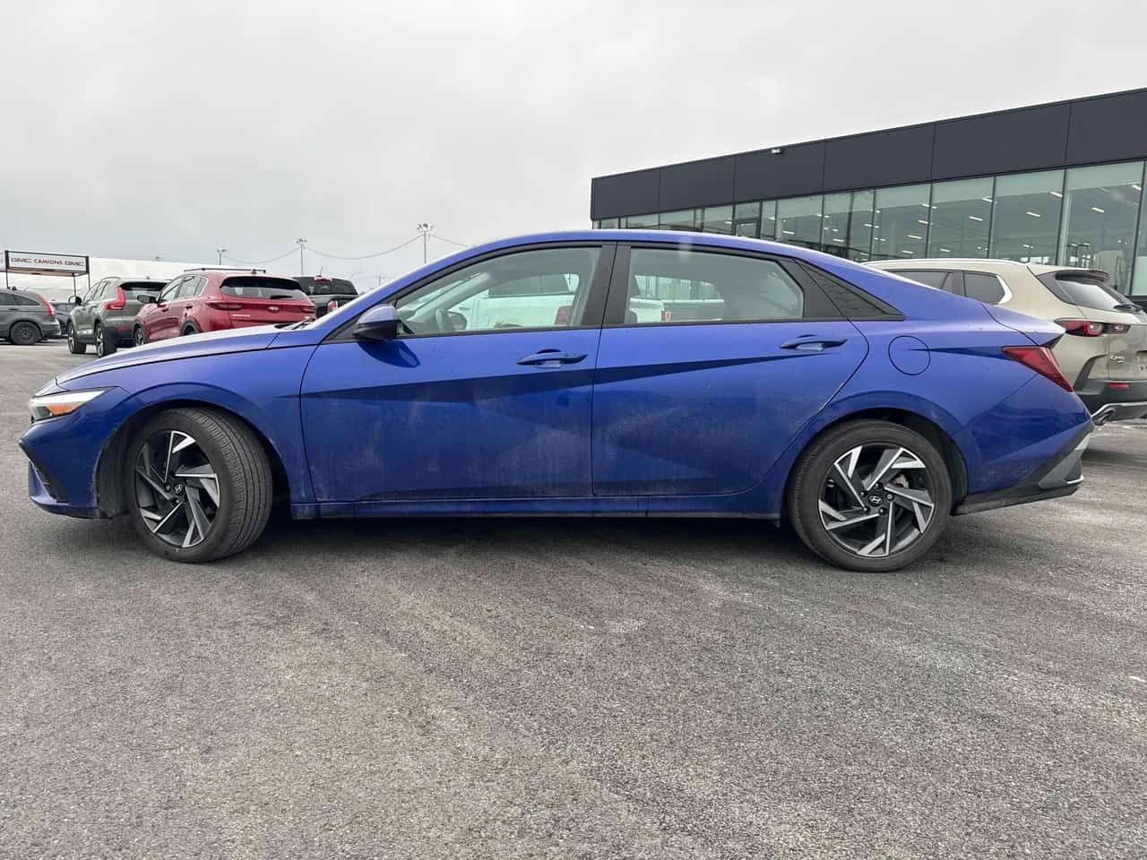 Hyundai Elantra * CARFAX * БЕЗ ПЪРВОНАЧАЛНА ВНОСКА, снимка 2 - Автомобили и джипове - 54891158