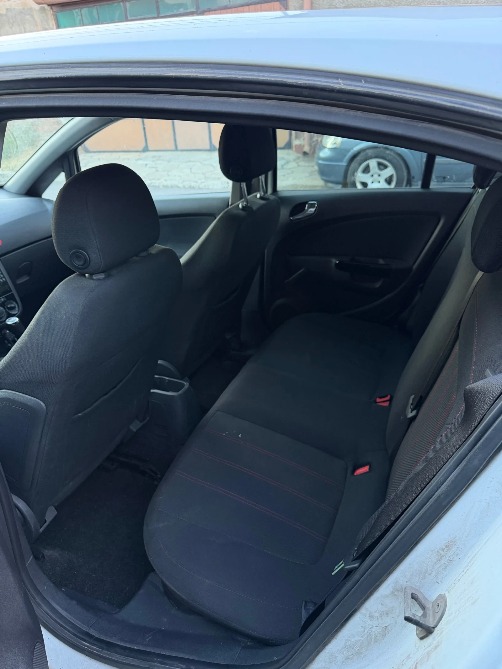 Opel Corsa 1.4, снимка 5 - Автомобили и джипове - 54923505