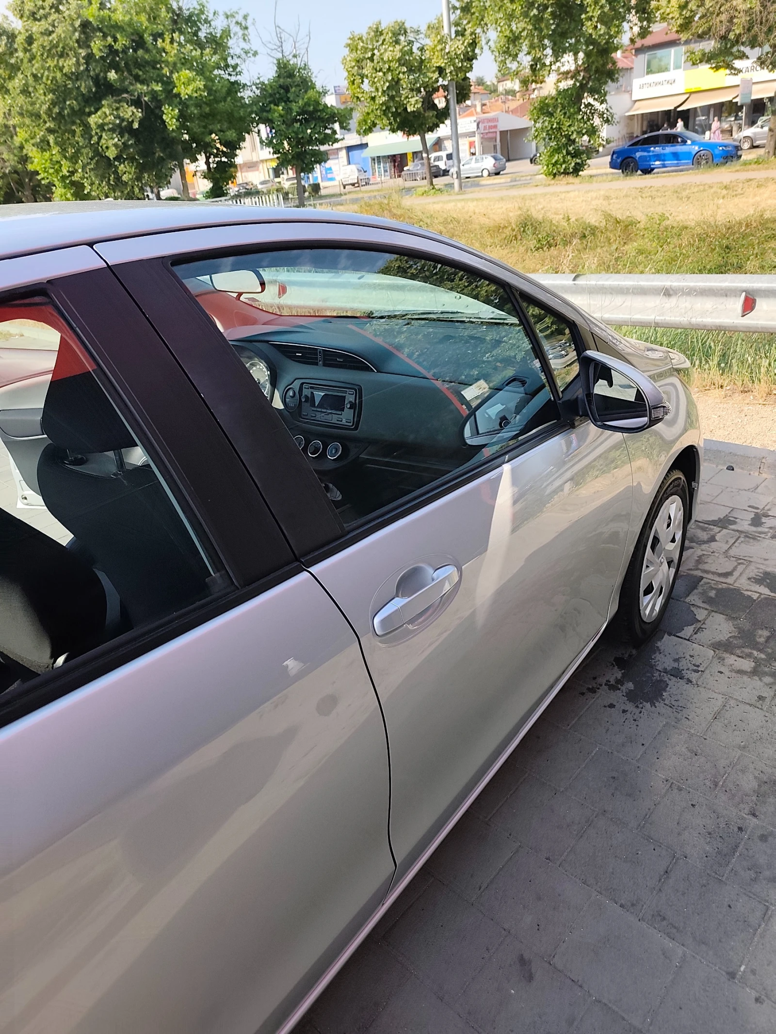 Toyota Yaris, снимка 9 - Автомобили и джипове - 55366997