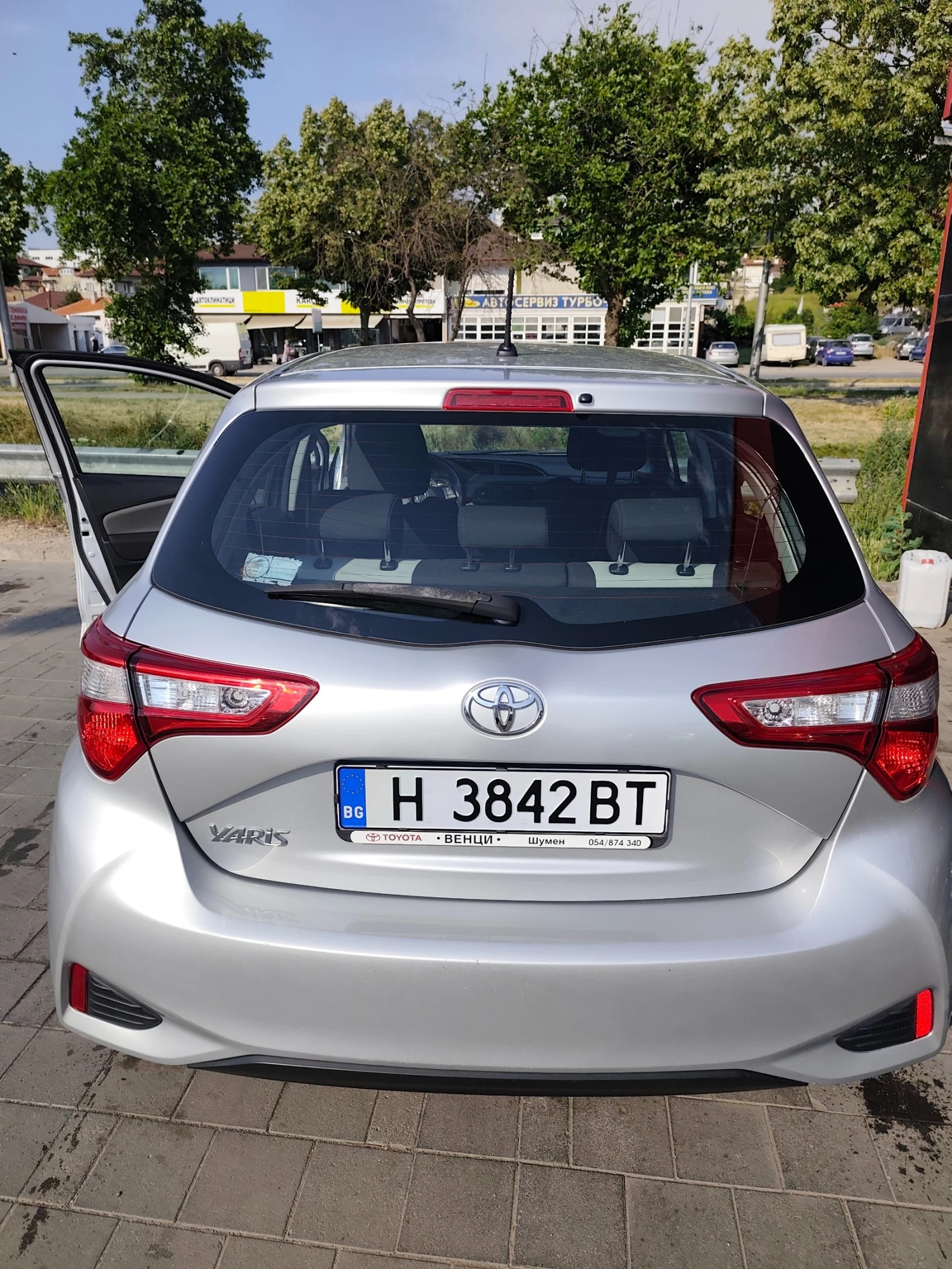 Toyota Yaris, снимка 2 - Автомобили и джипове - 55366997