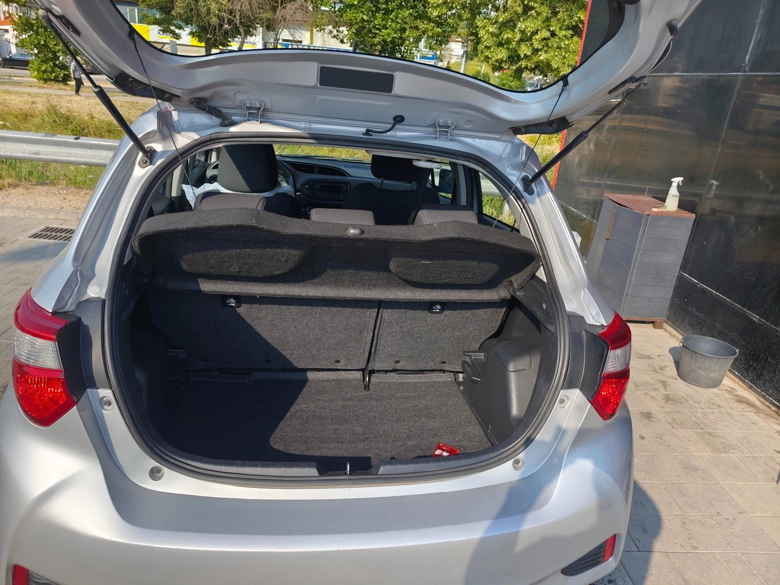 Toyota Yaris, снимка 8 - Автомобили и джипове - 55366997
