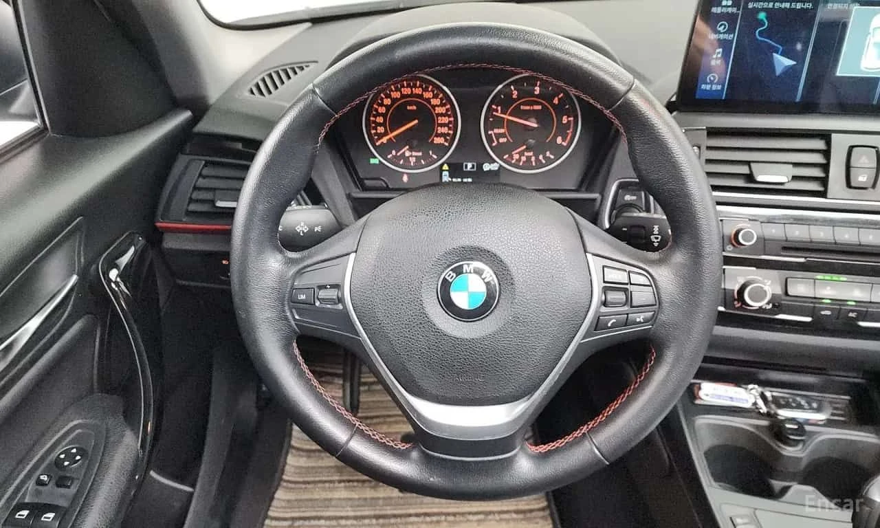 BMW 118 * 118d Sport 5Door * М ПАКЕТ * , снимка 14 - Автомобили и джипове - 55558910