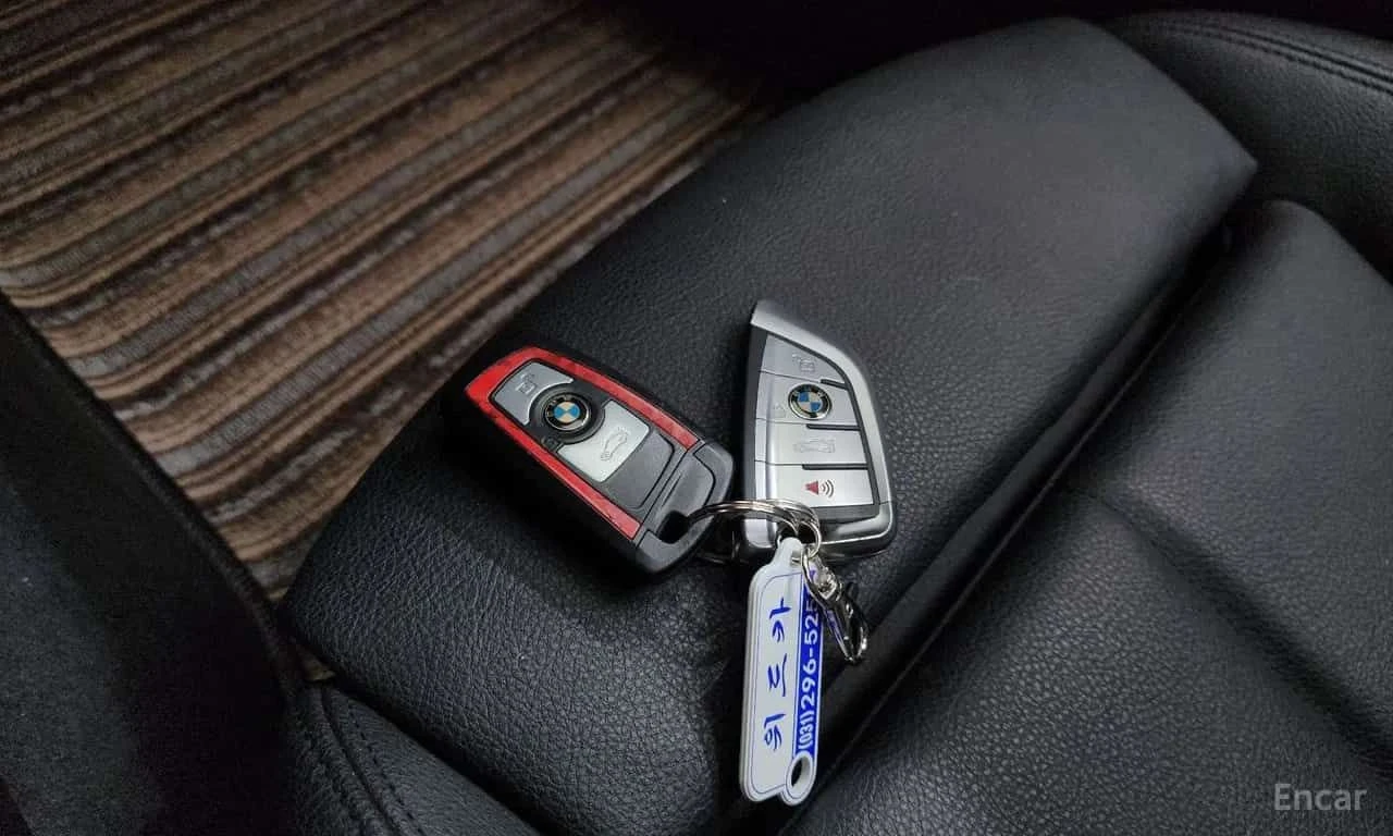 BMW 118 * 118d Sport 5Door * М ПАКЕТ * , снимка 16 - Автомобили и джипове - 55558910