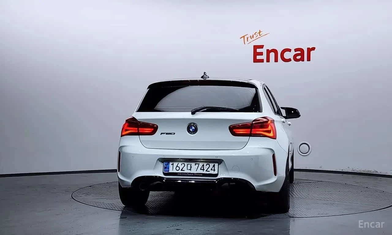 BMW 118 * 118d Sport 5Door * М ПАКЕТ * , снимка 4 - Автомобили и джипове - 55558910