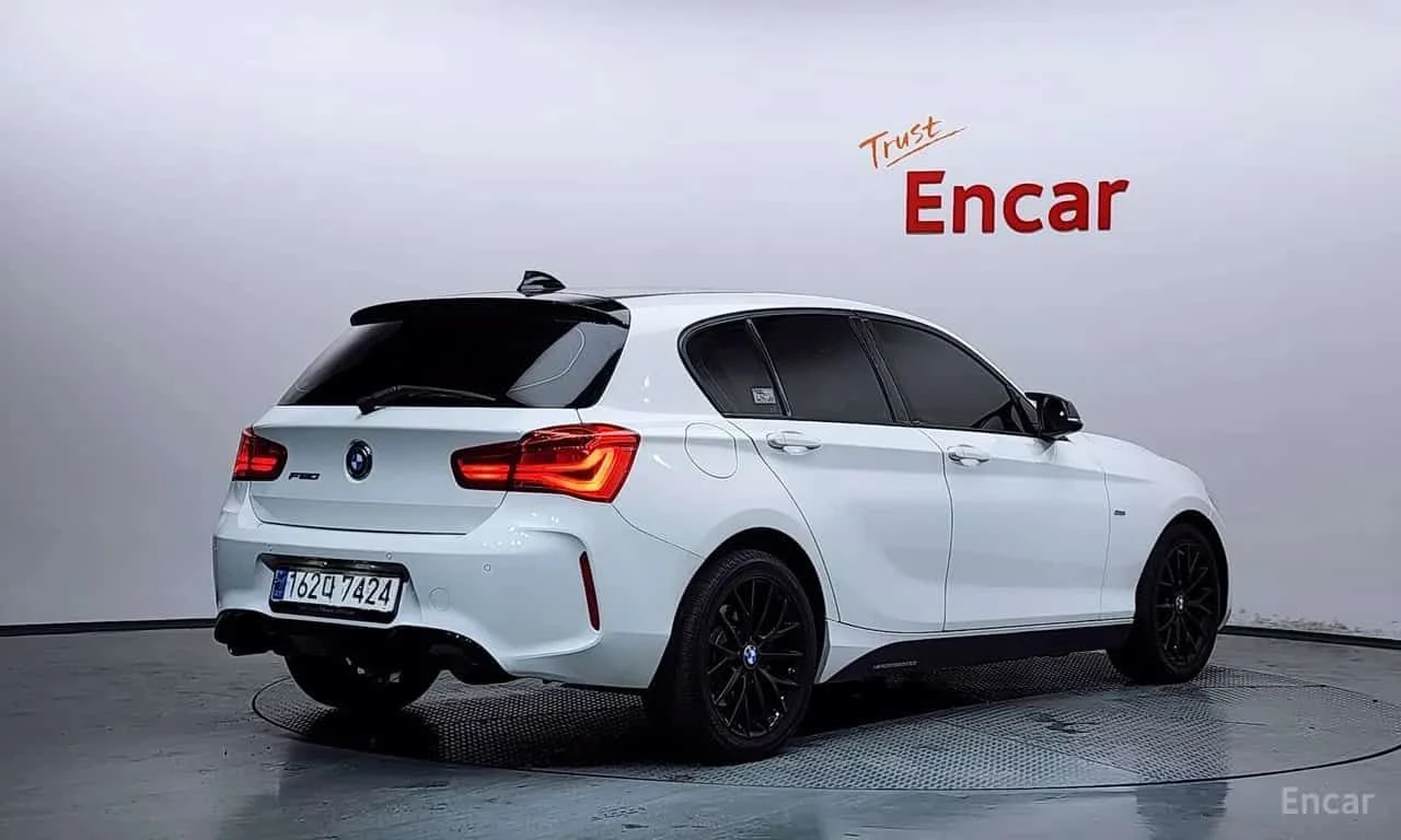 BMW 118 * 118d Sport 5Door * М ПАКЕТ * , снимка 2 - Автомобили и джипове - 55558910