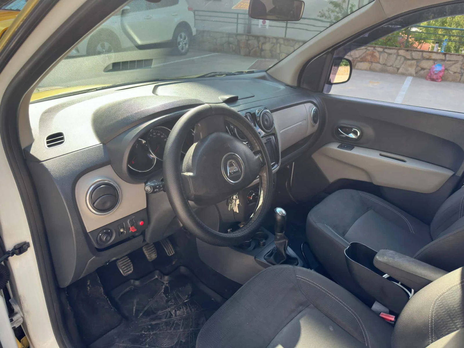 Dacia Lodgy | Mobile.bg � ����������� 12