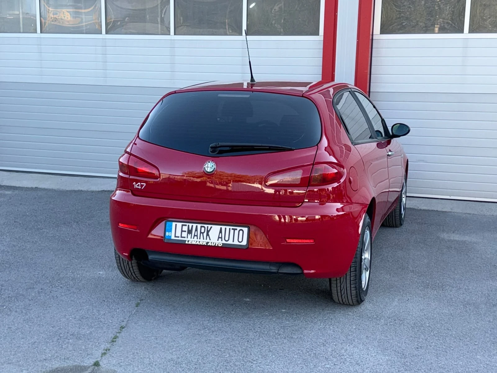 Alfa Romeo 147 1.6I TWIN SPARK KLIMATIK ЛИЗИНГ!!!, снимка 8 - Автомобили и джипове - 55589857