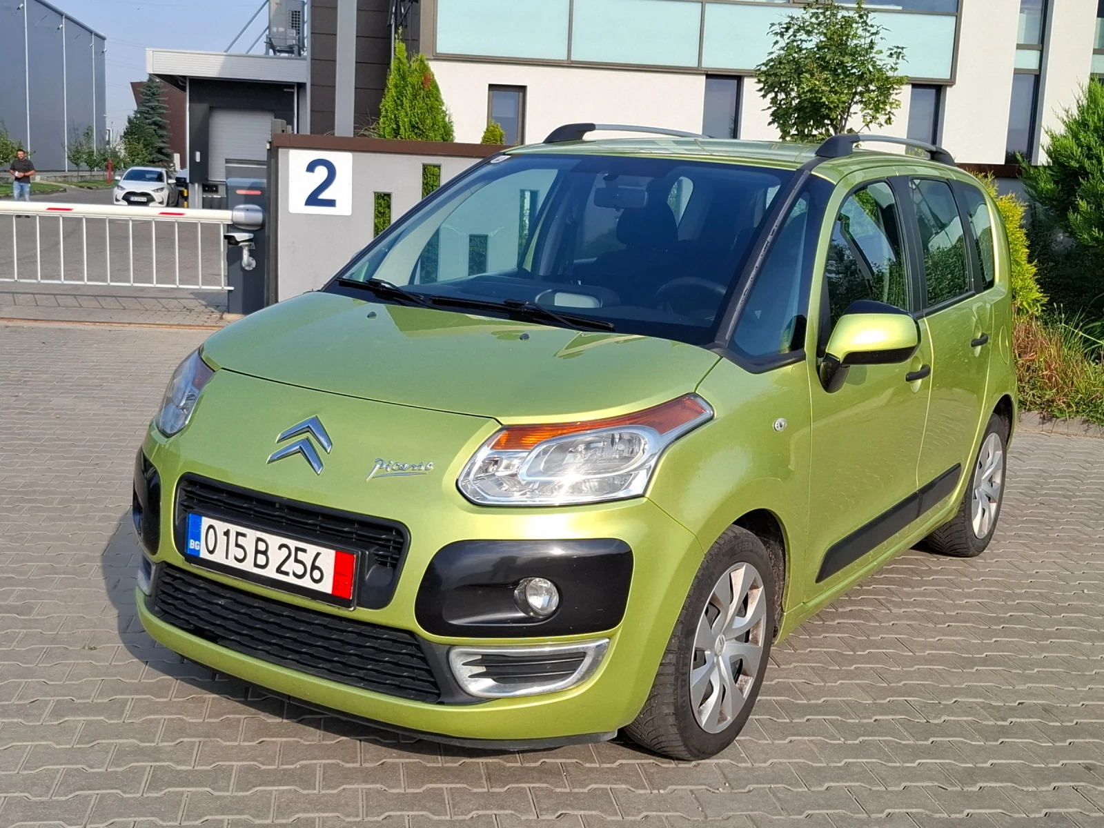 Citroen C3 Picasso 1.6HDI* (92кс)* EXCLUZIVE* * HOB BHOC* , снимка 2 - Автомобили и джипове - 55798475