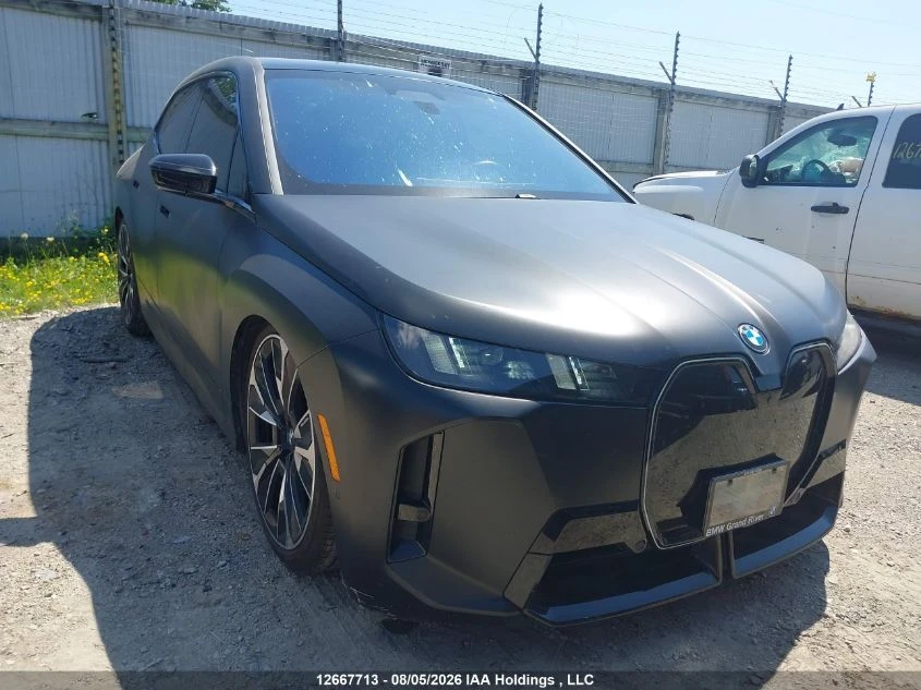 BMW iX XDRIVE60, снимка 2 - Автомобили и джипове - 55825075