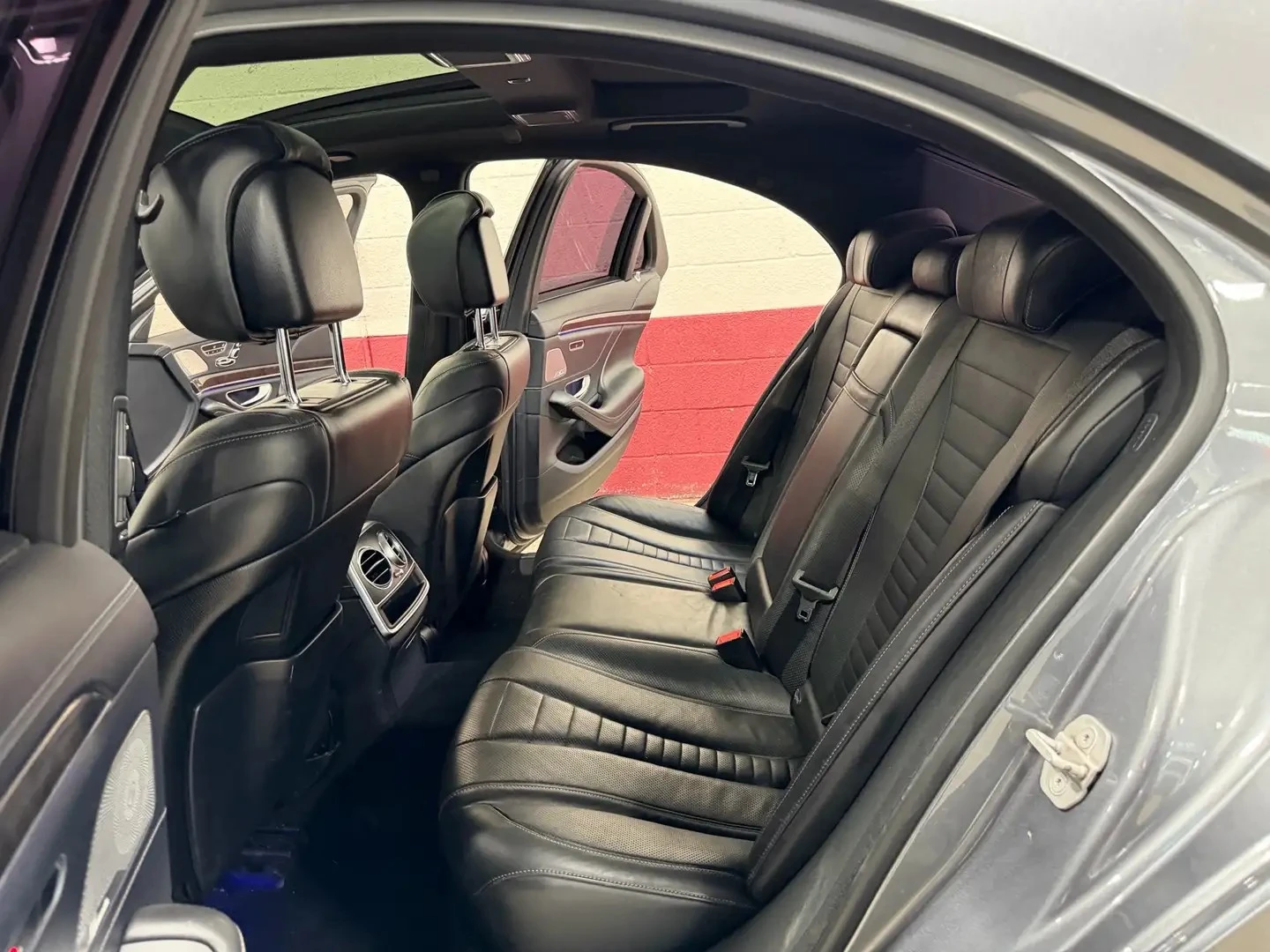 Mercedes-Benz S 550 4MATIC AMG PKG ЦЕНА ДО БЪЛГАРИЯ АВТОКРЕДИТ, снимка 15 - Автомобили и джипове - 55970592