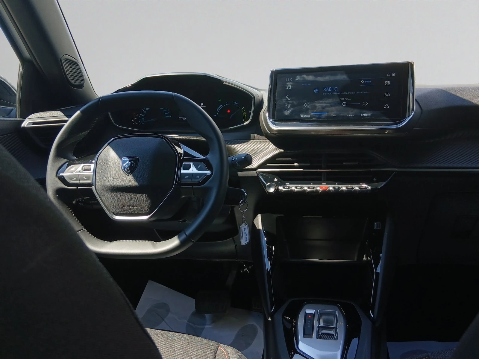 Peugeot 2008 STYLE 1.2 145 HYBRID 48V e-DCS6 EURO 6.4, снимка 11 - Автомобили и джипове - 56034178