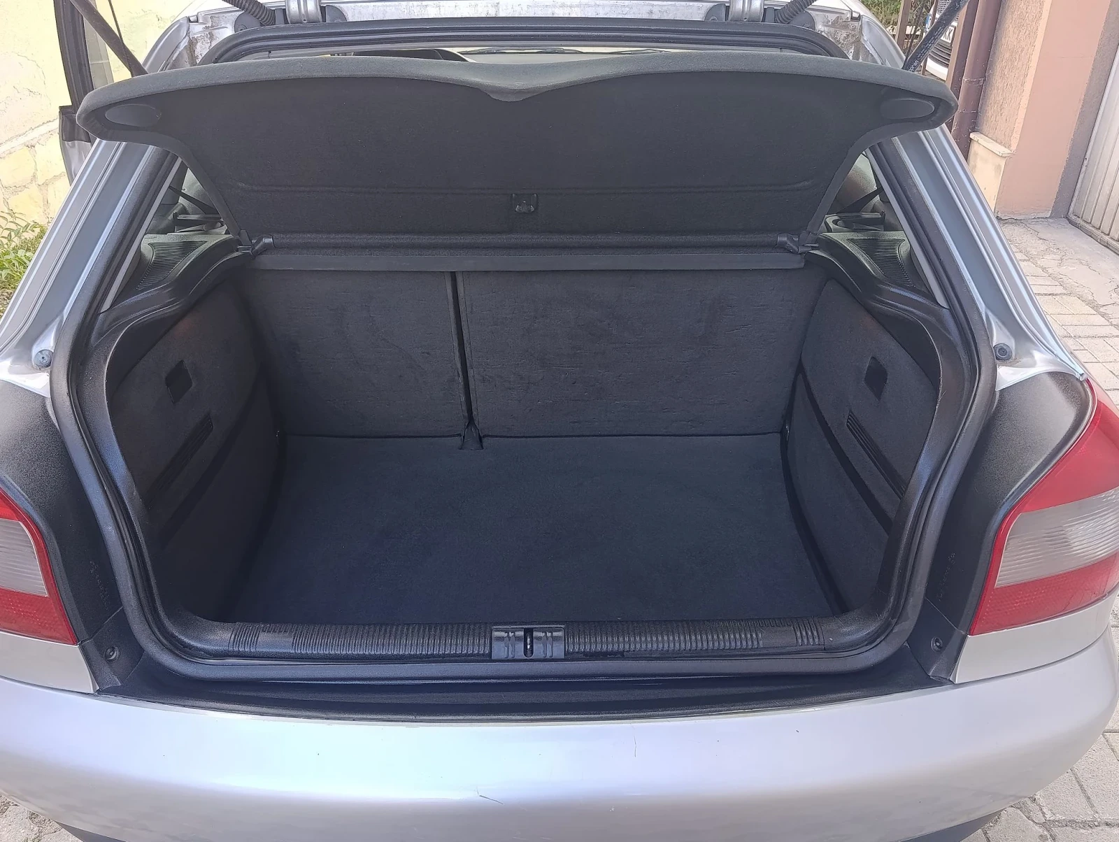 Audi A3 1800 АВТОМАТ, снимка 15 - Автомобили и джипове - 56183653