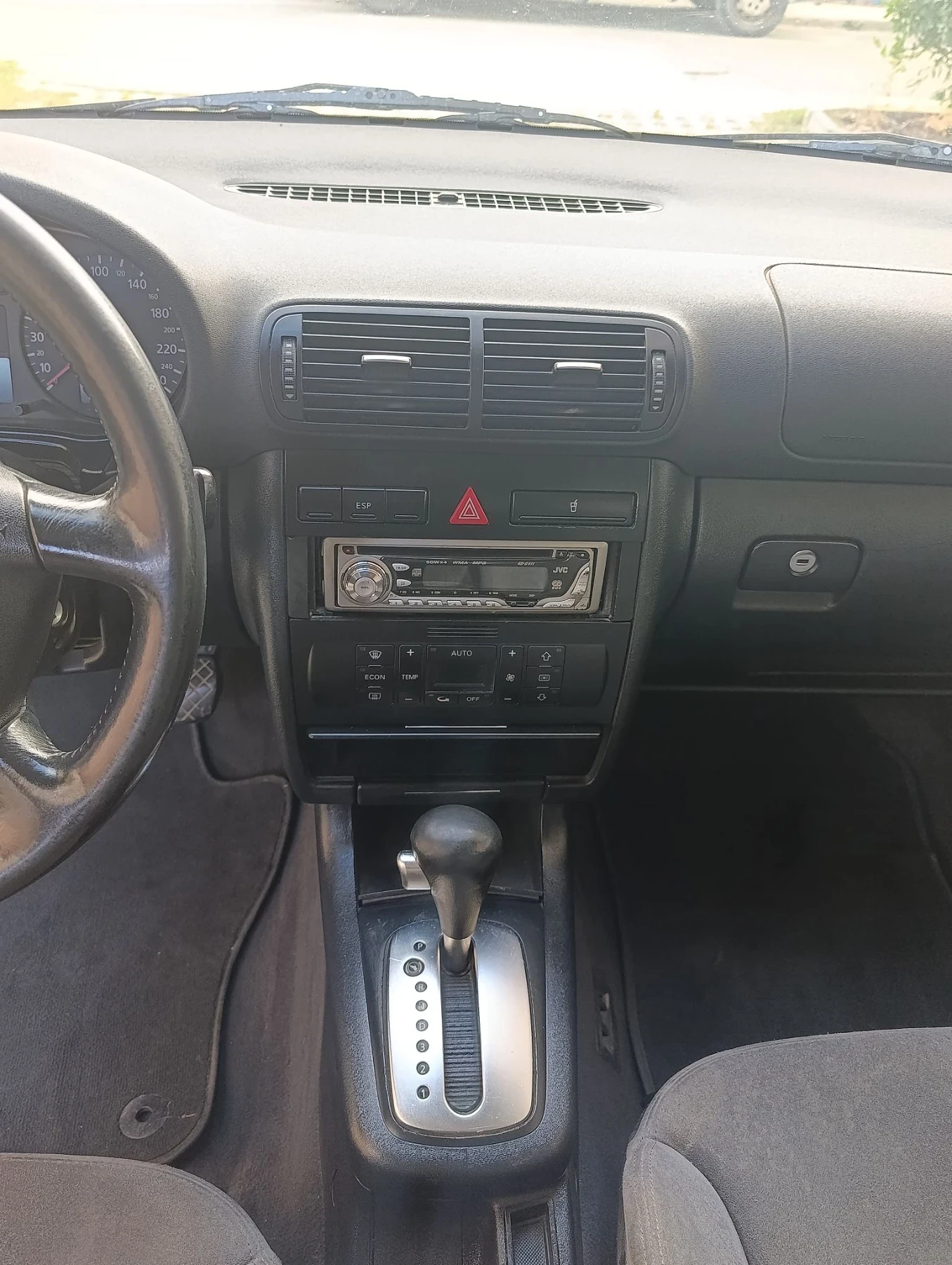 Audi A3 1800 АВТОМАТ, снимка 12 - Автомобили и джипове - 56183653