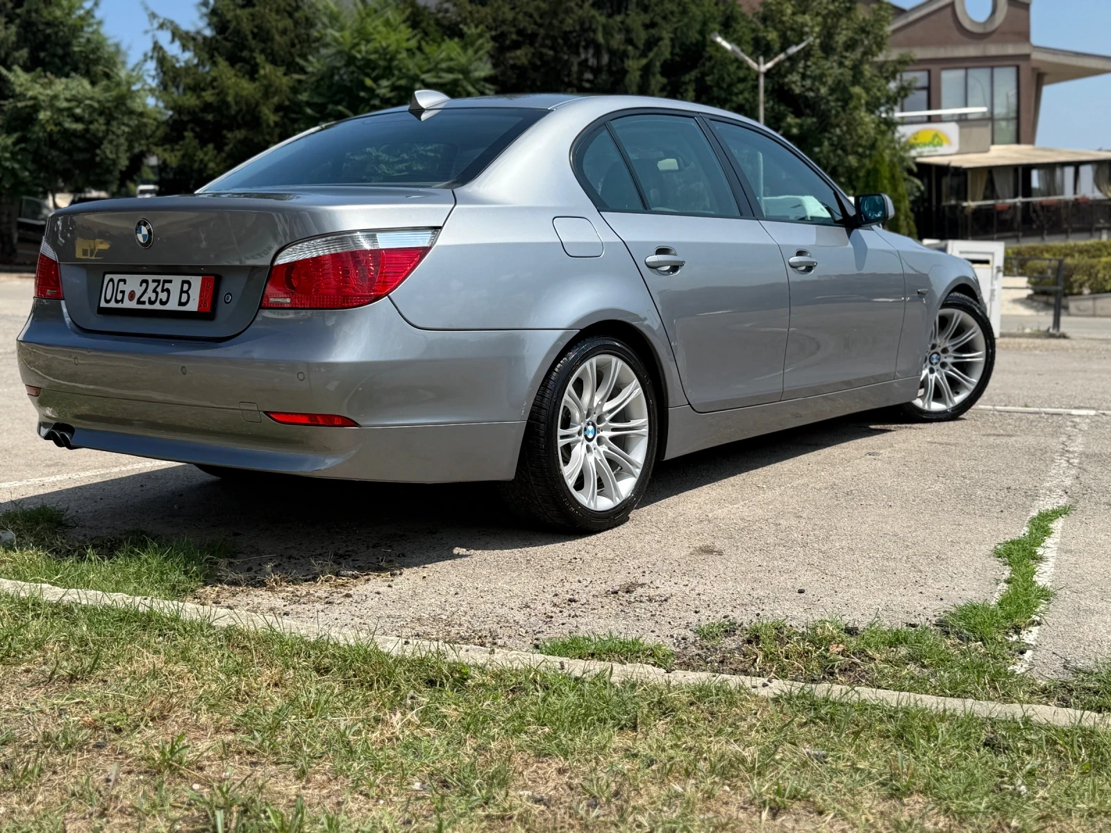 BMW 525, снимка 11 - Автомобили и джипове - 56248214