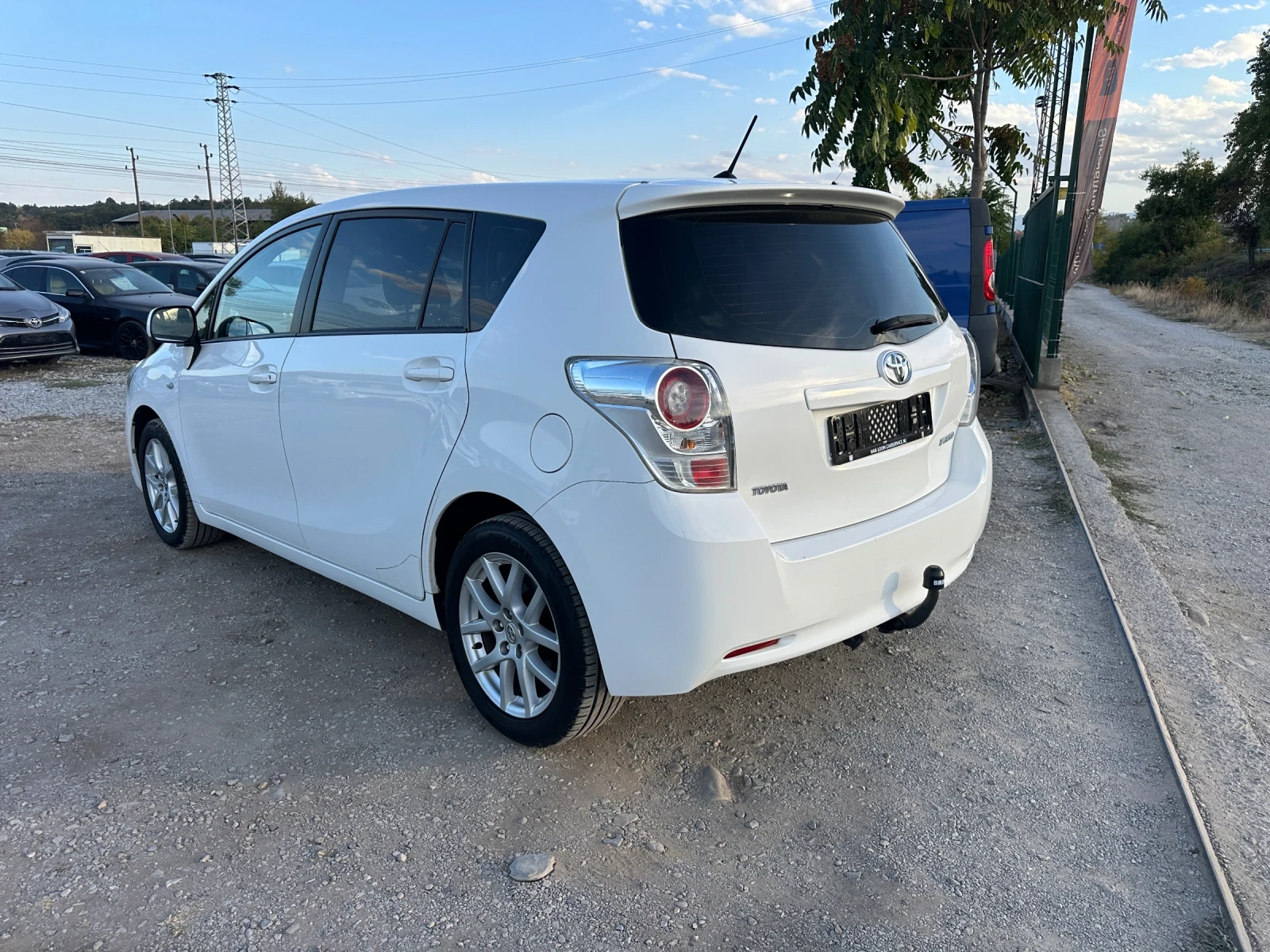 Toyota Verso 1.8-����-�����-�����-���-1�-��������! | Mobile.bg � ����������� 3