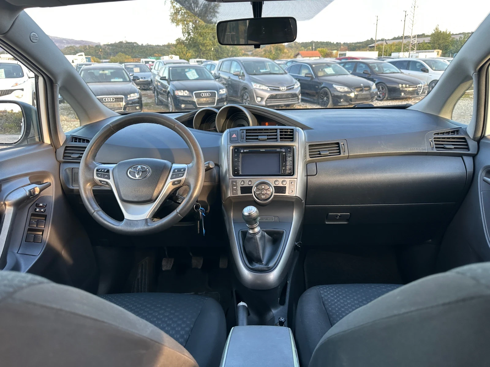 Toyota Verso 1.8-����-�����-�����-���-1�-��������! | Mobile.bg � ����������� 10