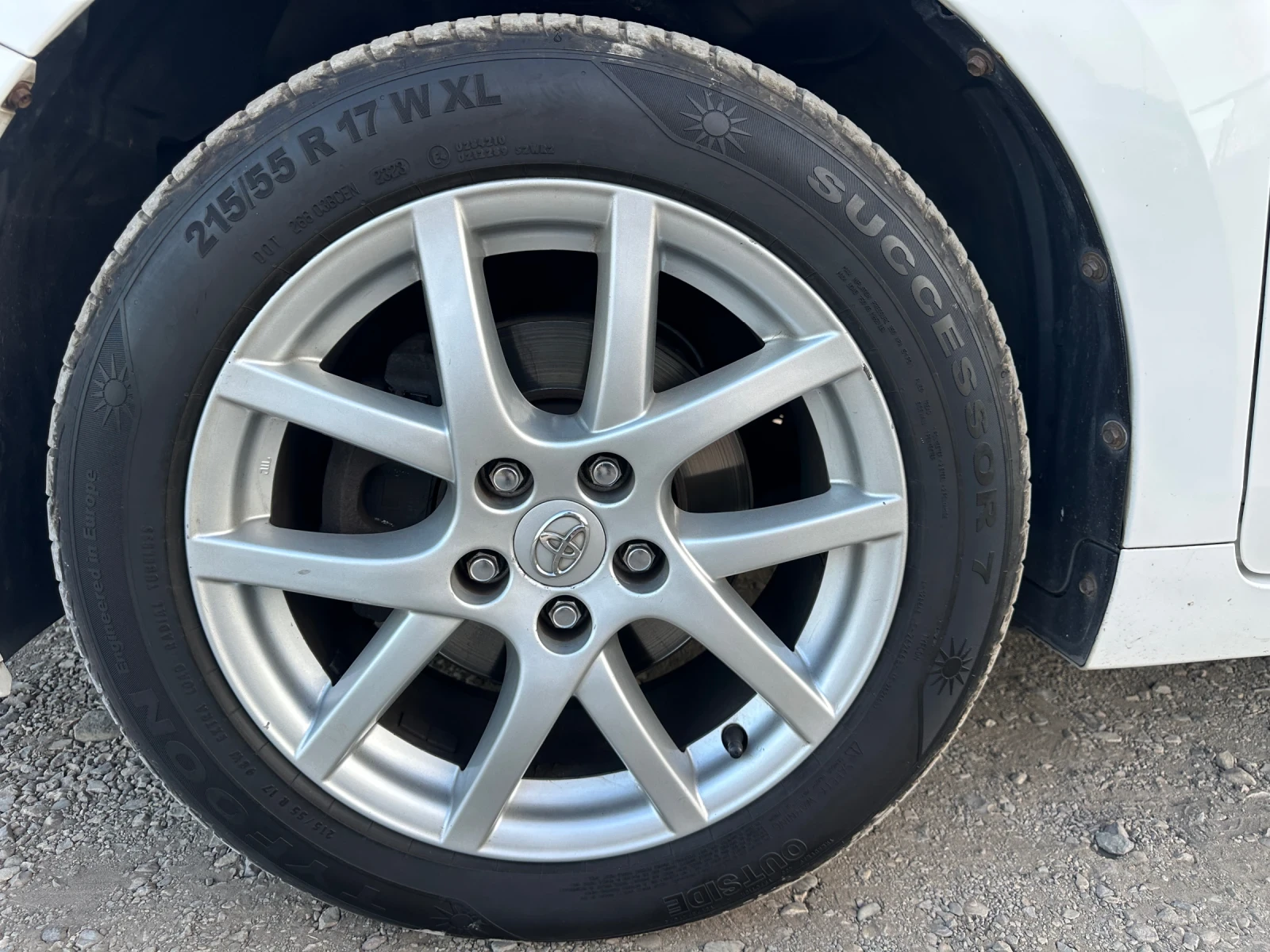 Toyota Verso 1.8-����-�����-�����-���-1�-��������! | Mobile.bg � ����������� 15