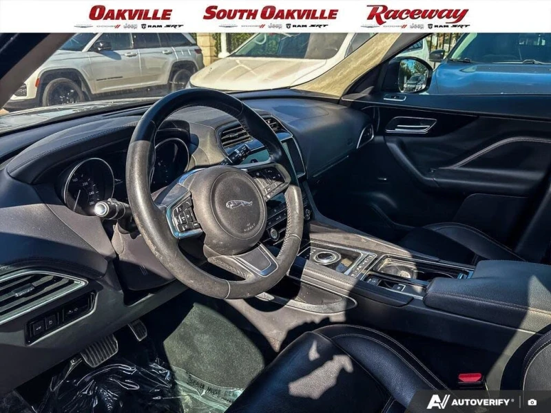 Jaguar F-PACE Prestige ПОДГРЕВ* CAM* PANO* , снимка 8 - Автомобили и джипове - 52645484