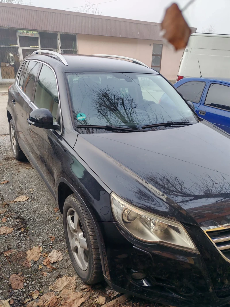 VW Tiguan 1.4 tfsi, снимка 2 - Автомобили и джипове - 52811770