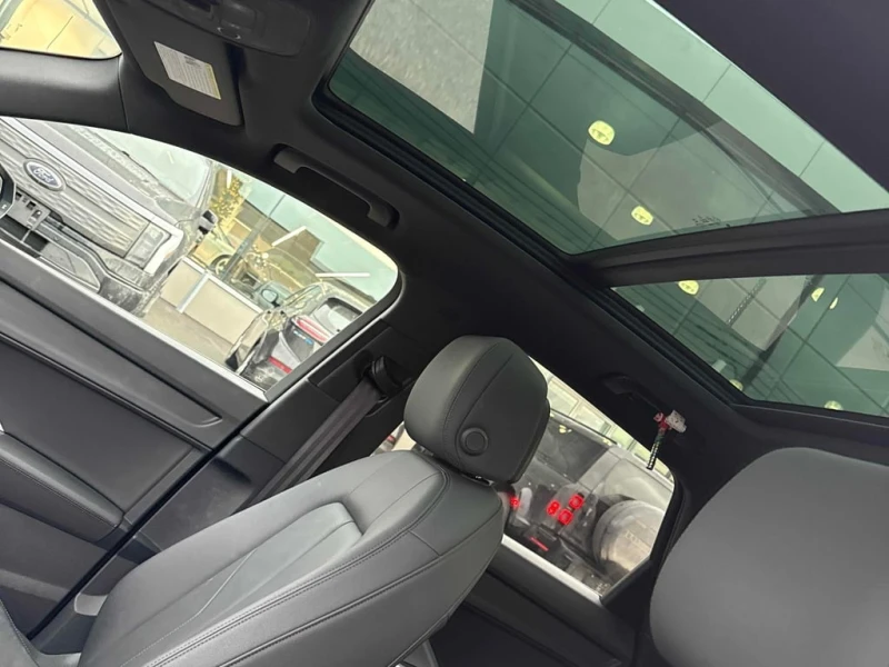 Audi Q3 * 45 TFSI quattro * CARFAX * ЦЕНА ДО БГ, снимка 11 - Автомобили и джипове - 53001048