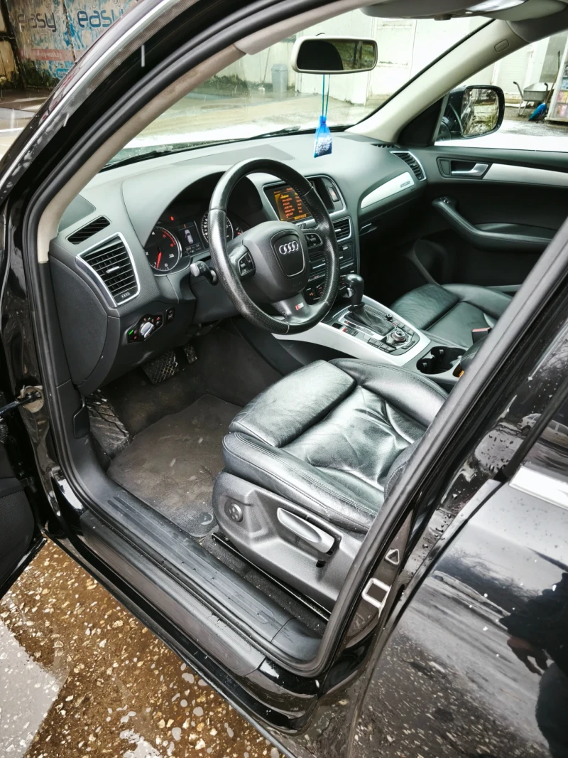 Audi Q5 2.0 tdi, снимка 12 - Автомобили и джипове - 53061481