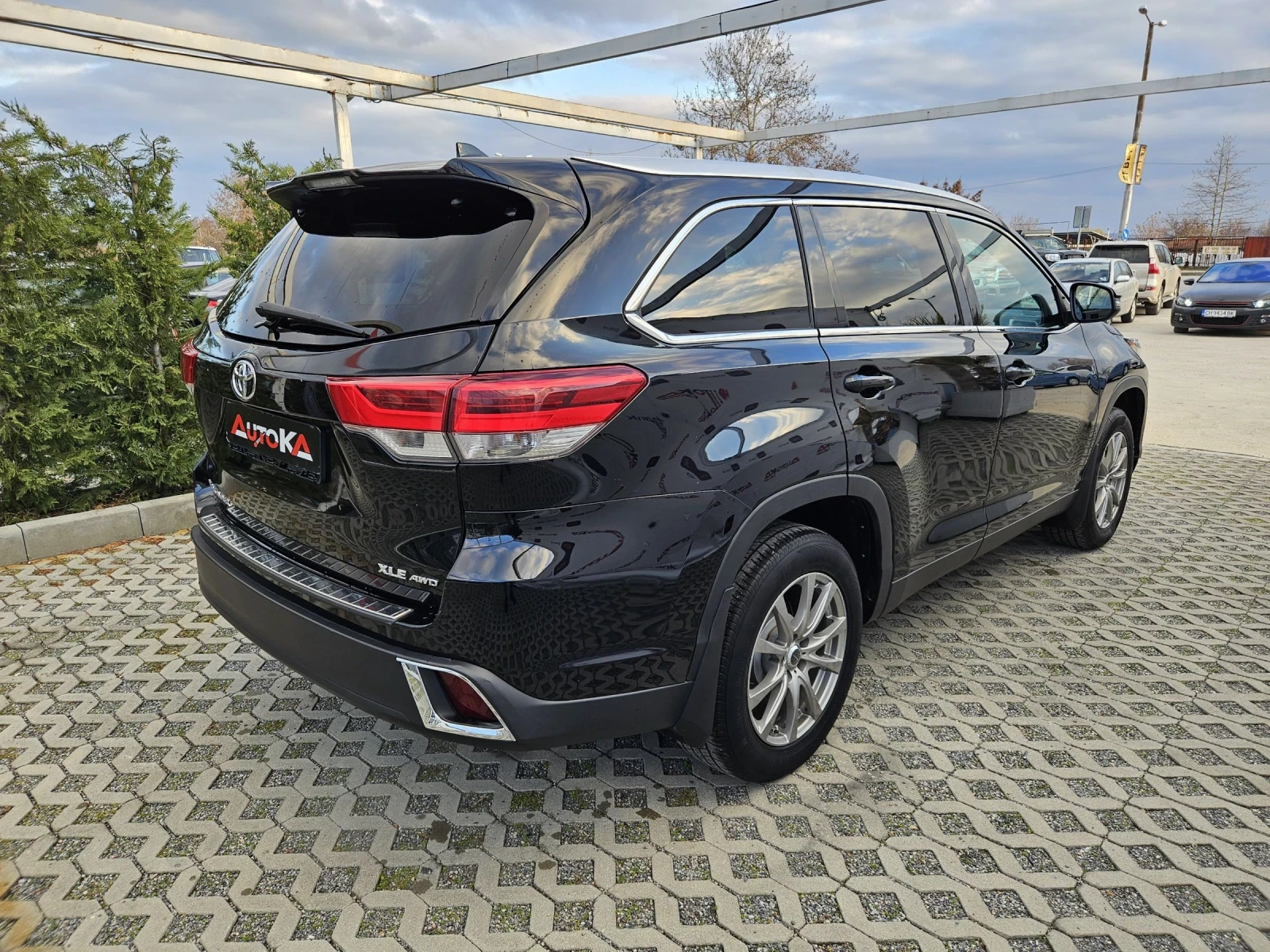 Toyota Highlander 3.5i-297кс= 4X4= 8MECTA= ДИСТРОНИК= КАМЕРА - изображение 3
