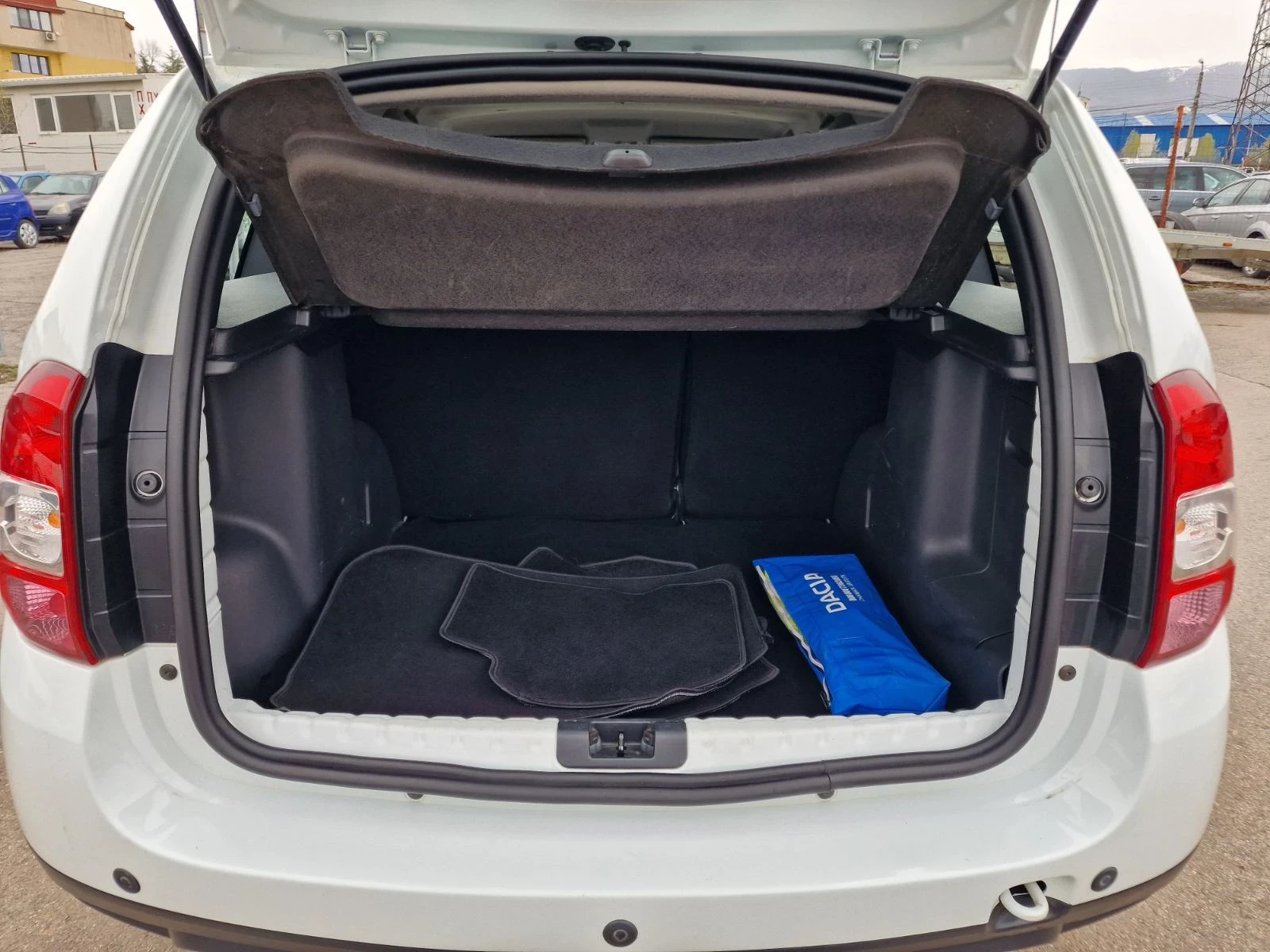 Dacia Duster 1.6i 114k.c UNIKAT ITALIA EURO 6B  | Mobile.bg � ����������� 16