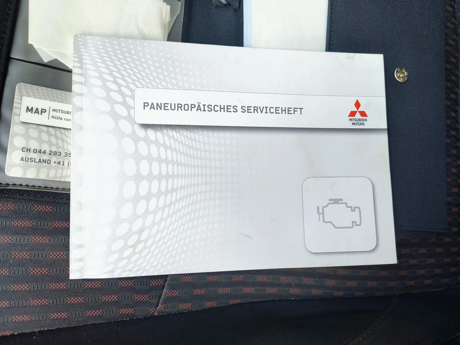 Mitsubishi ASX 2.2 DID AWD , снимка 16 - Автомобили и джипове - 54159777