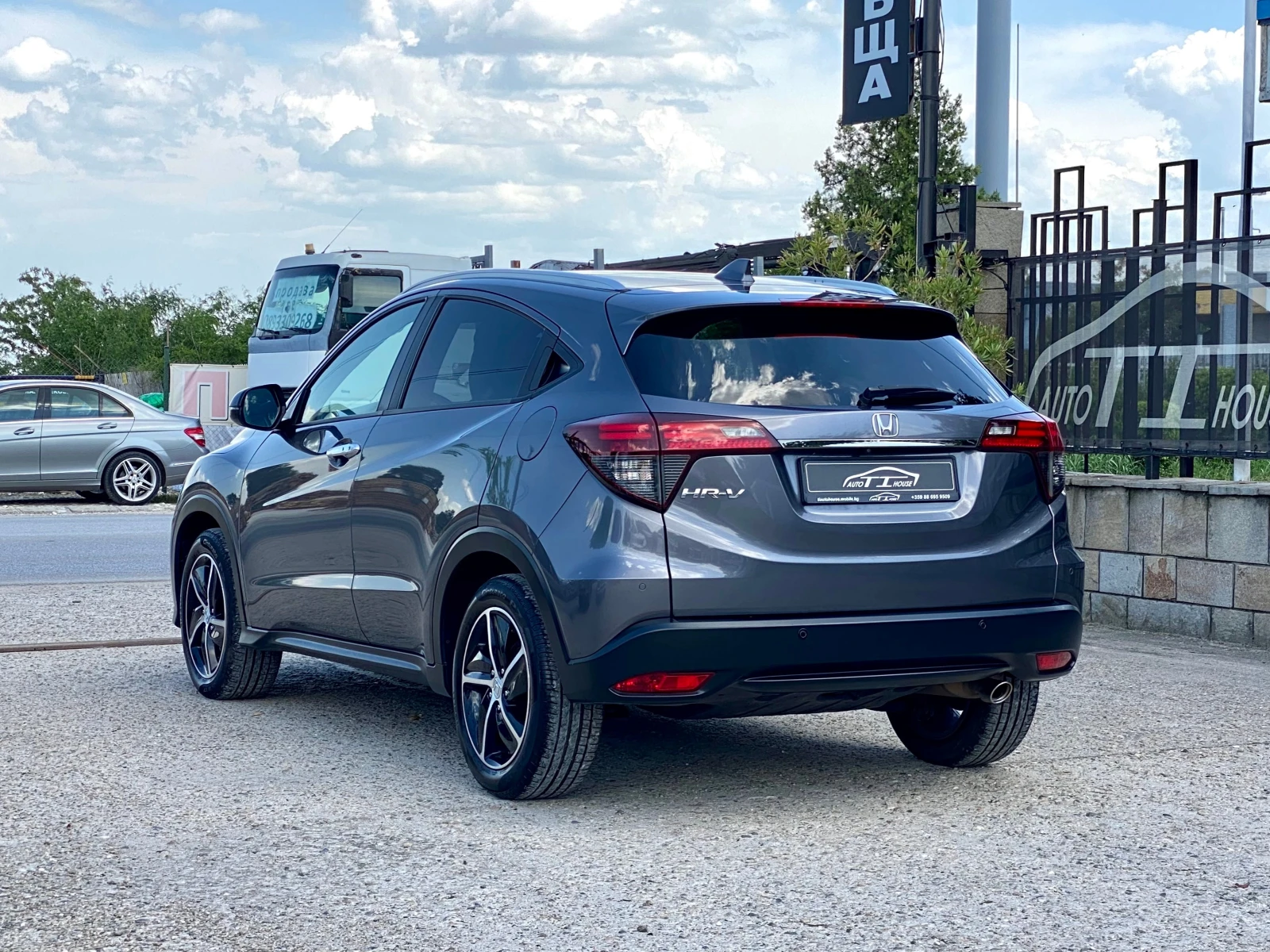 Honda Hr-v Executive* Face* КАТО НОВА !, снимка 4 - Автомобили и джипове - 54701865