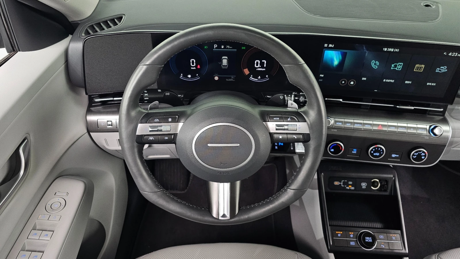 Hyundai Kona 1.6 Turbo * ПОДГРЕВ ВОЛАН/СЕДАЛКИ* 16 209 КМ, снимка 8 - Автомобили и джипове - 55647634