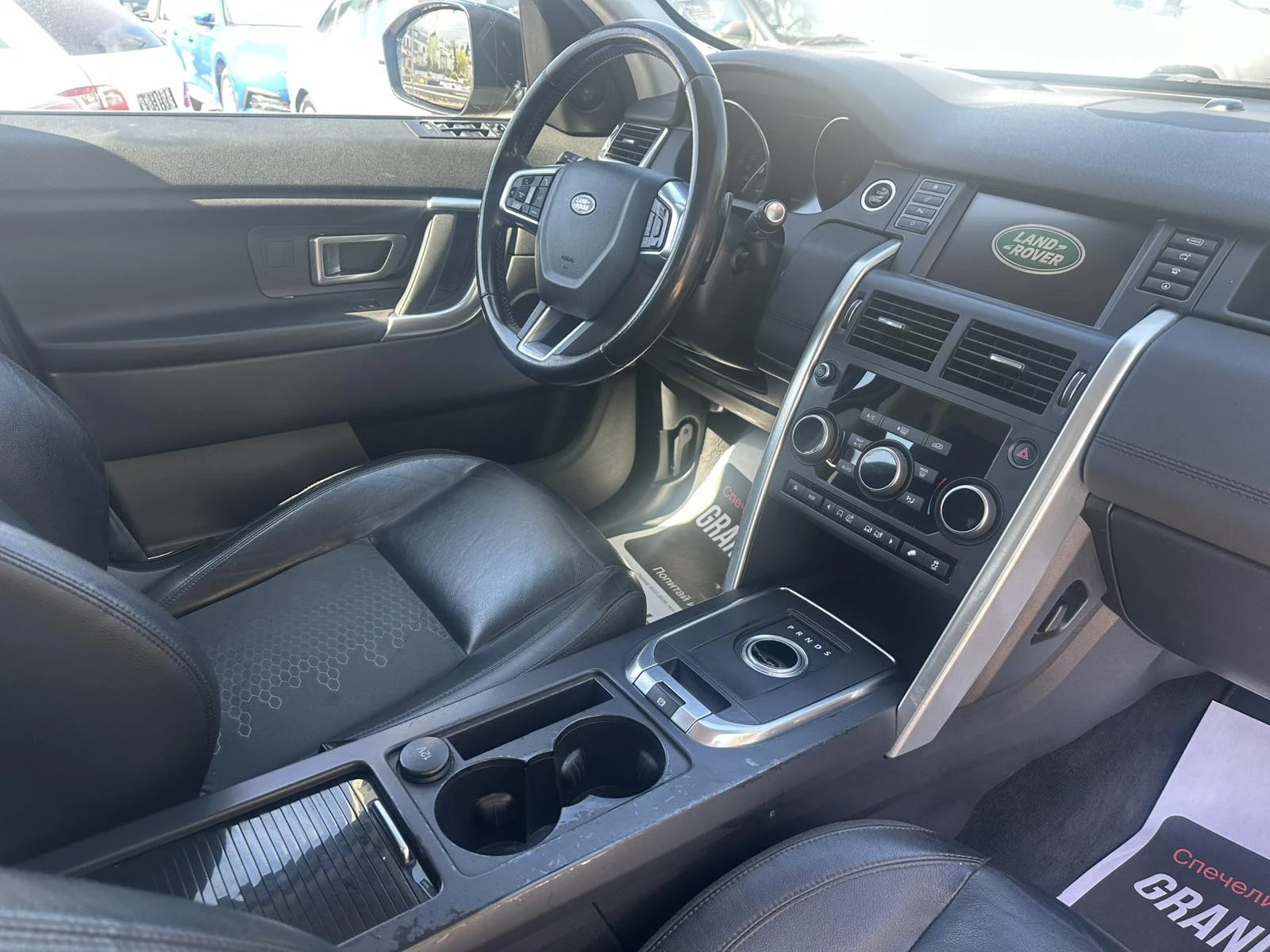 Land Rover Discovery Sport 2.0TD4  4X4, снимка 15 - Автомобили и джипове - 55989928