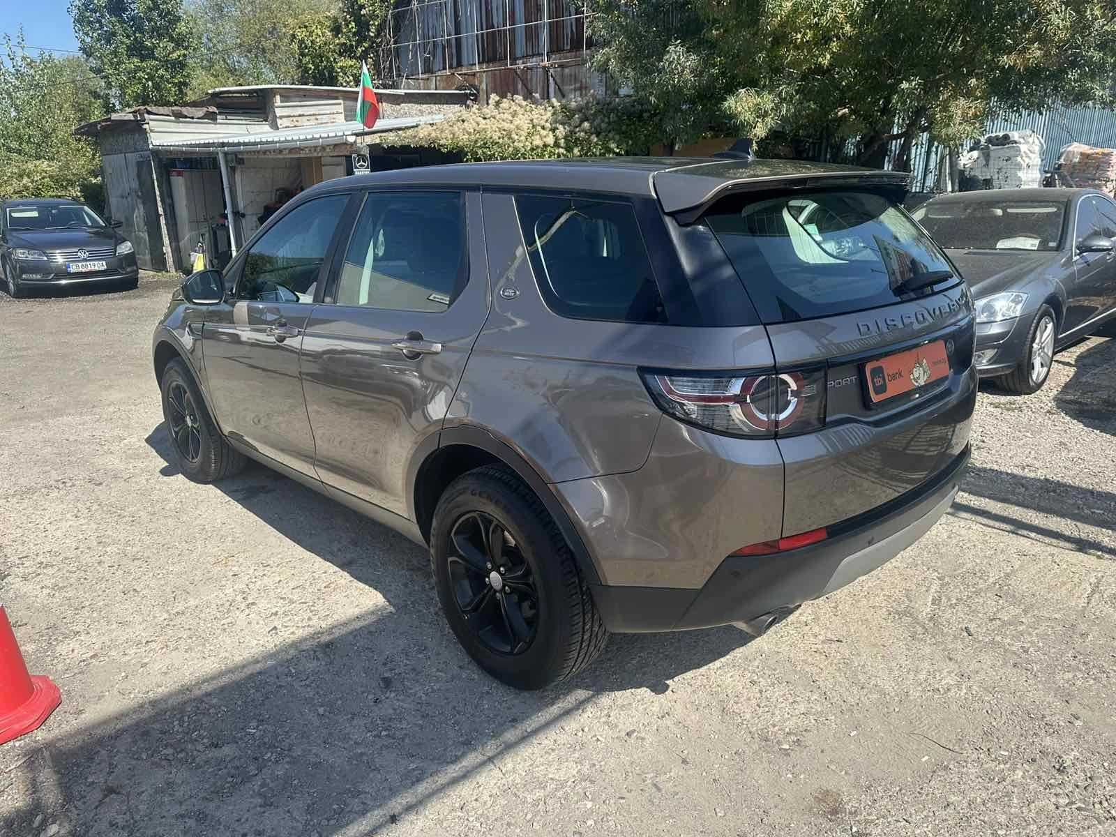Land Rover Discovery Sport 2.0TD4  4X4, снимка 4 - Автомобили и джипове - 55989928