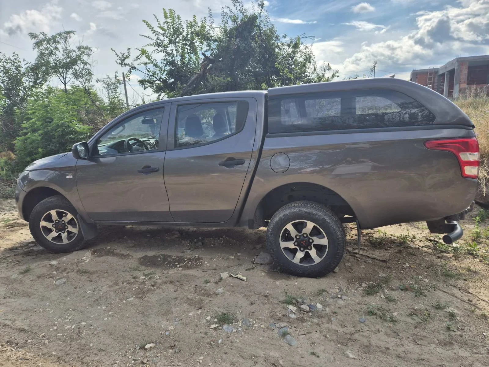 Mitsubishi L200, снимка 3 - Автомобили и джипове - 56045690