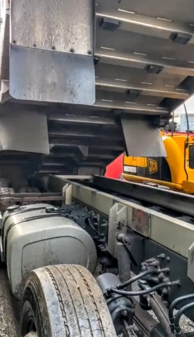 Volvo Fm 8x4  ЗЪРНОВОЗ , снимка 5