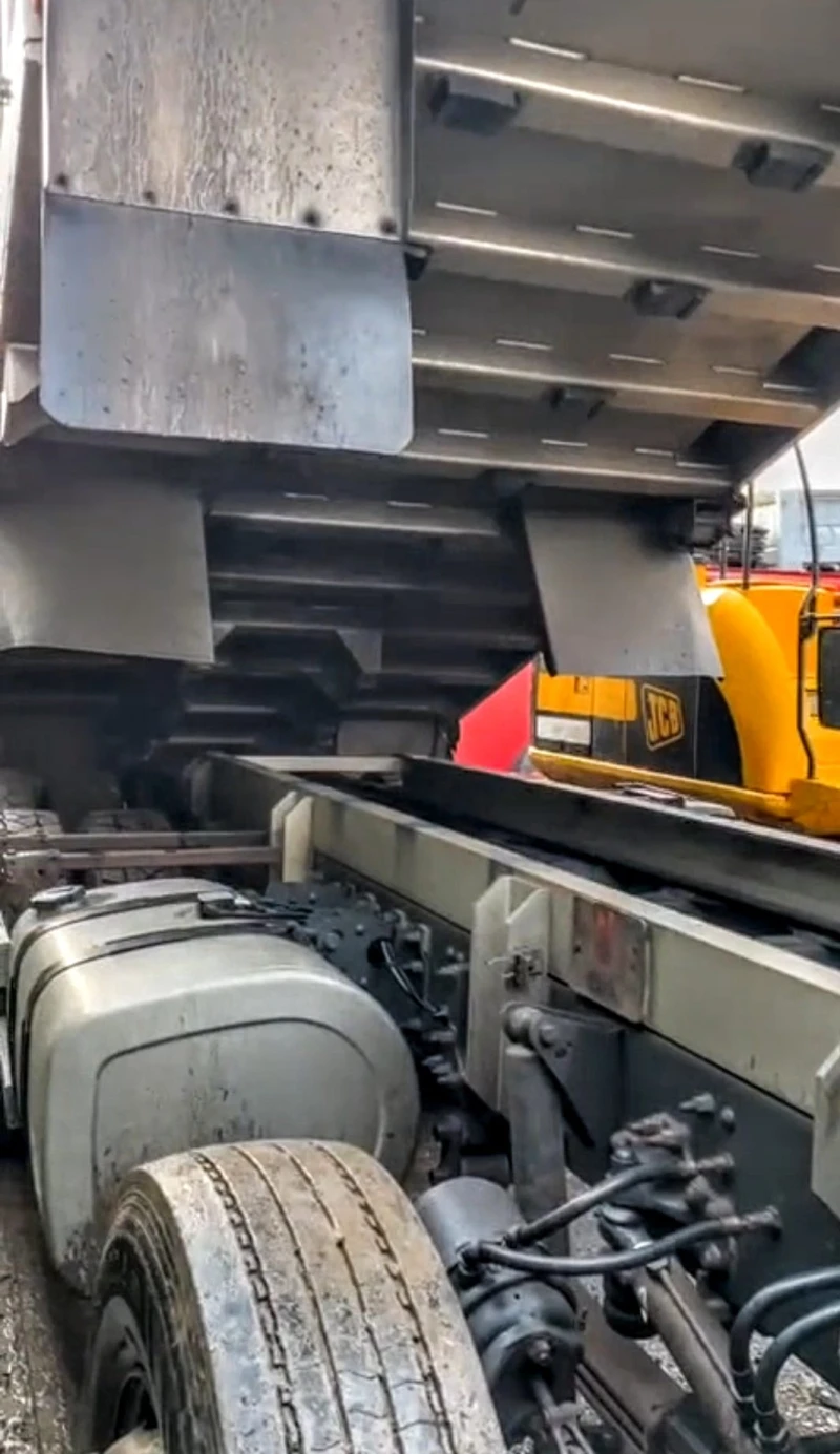 Volvo Fm 8x4  ЗЪРНОВОЗ , снимка 5 - Камиони - 53127644