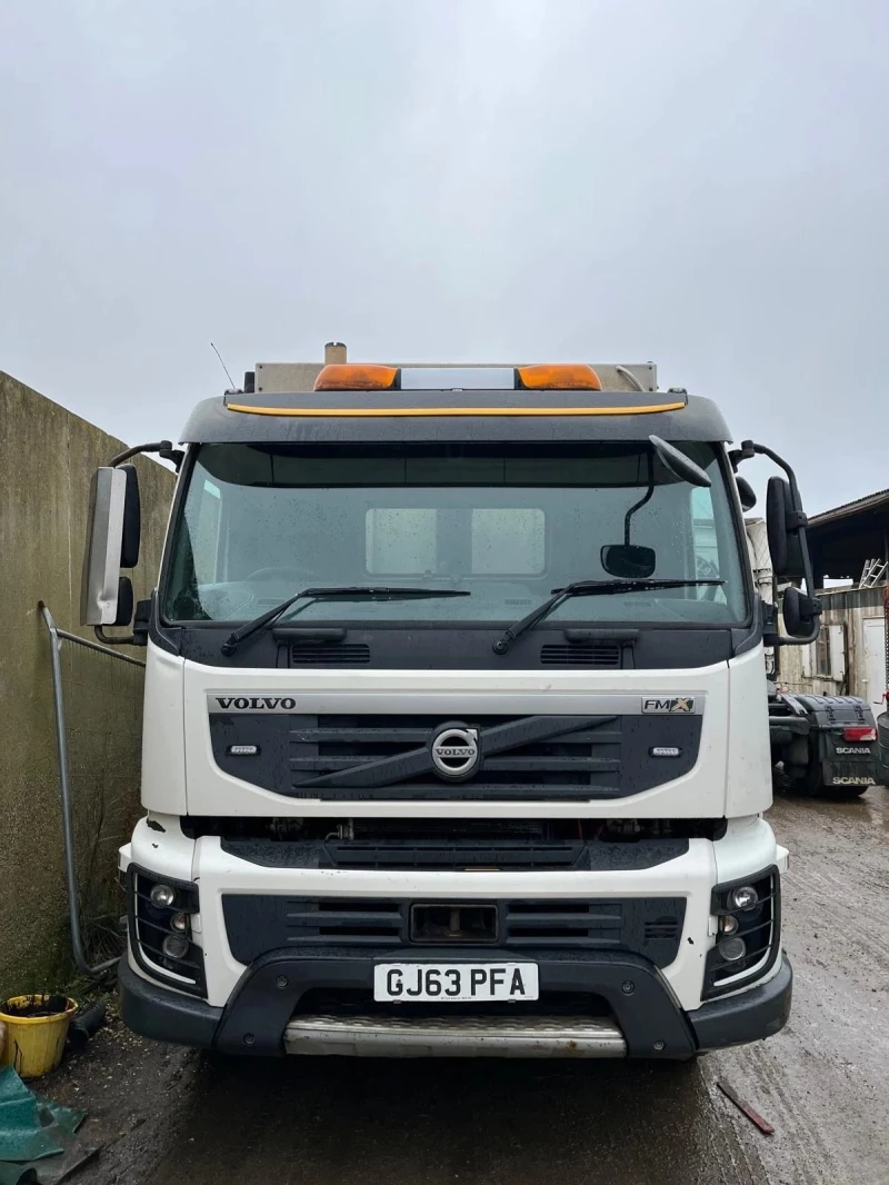 Volvo Fm 8x4  ЗЪРНОВОЗ , снимка 2 - Камиони - 53127644