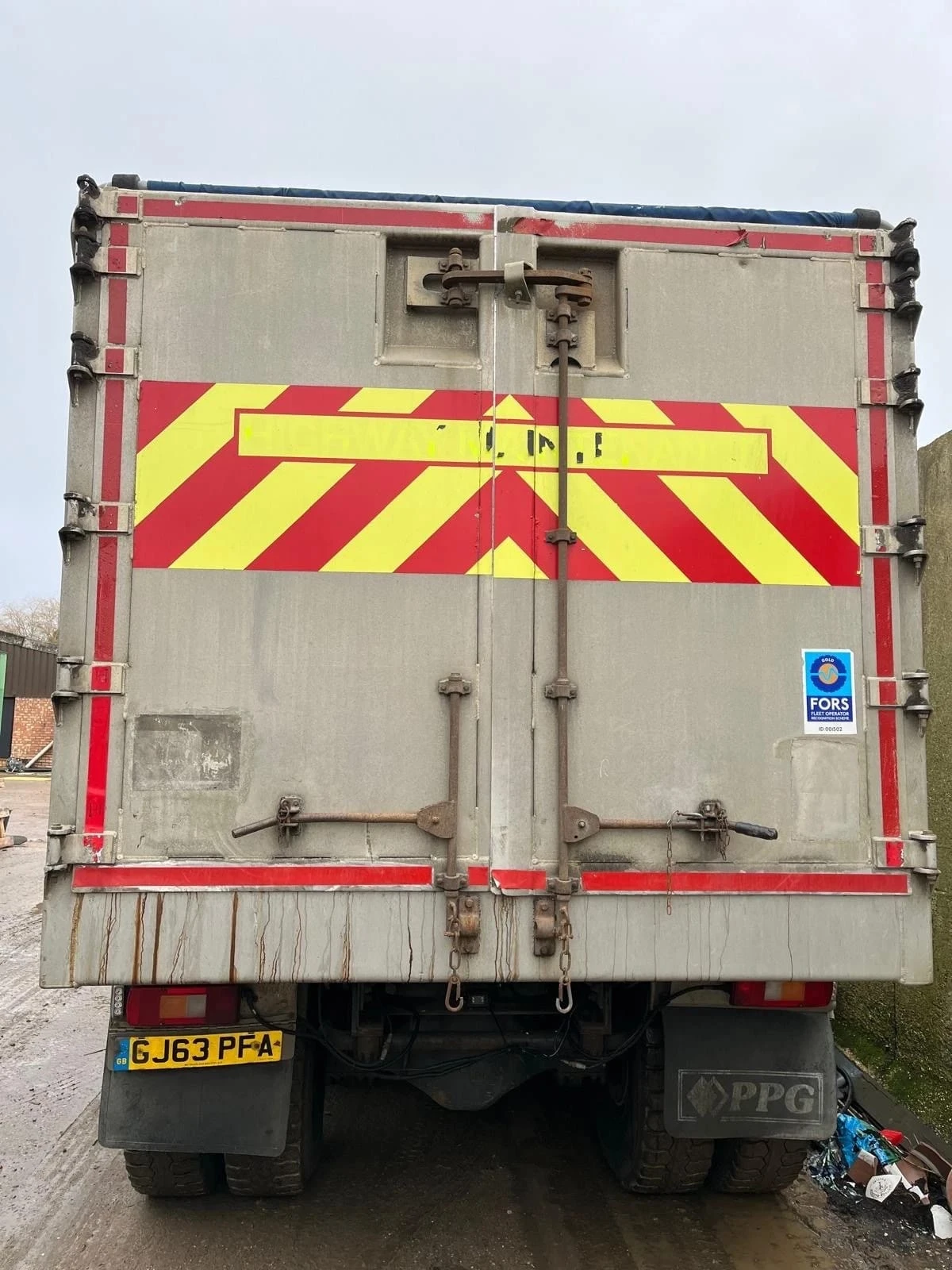 Volvo Fm 8x4  ЗЪРНОВОЗ  - изображение 3