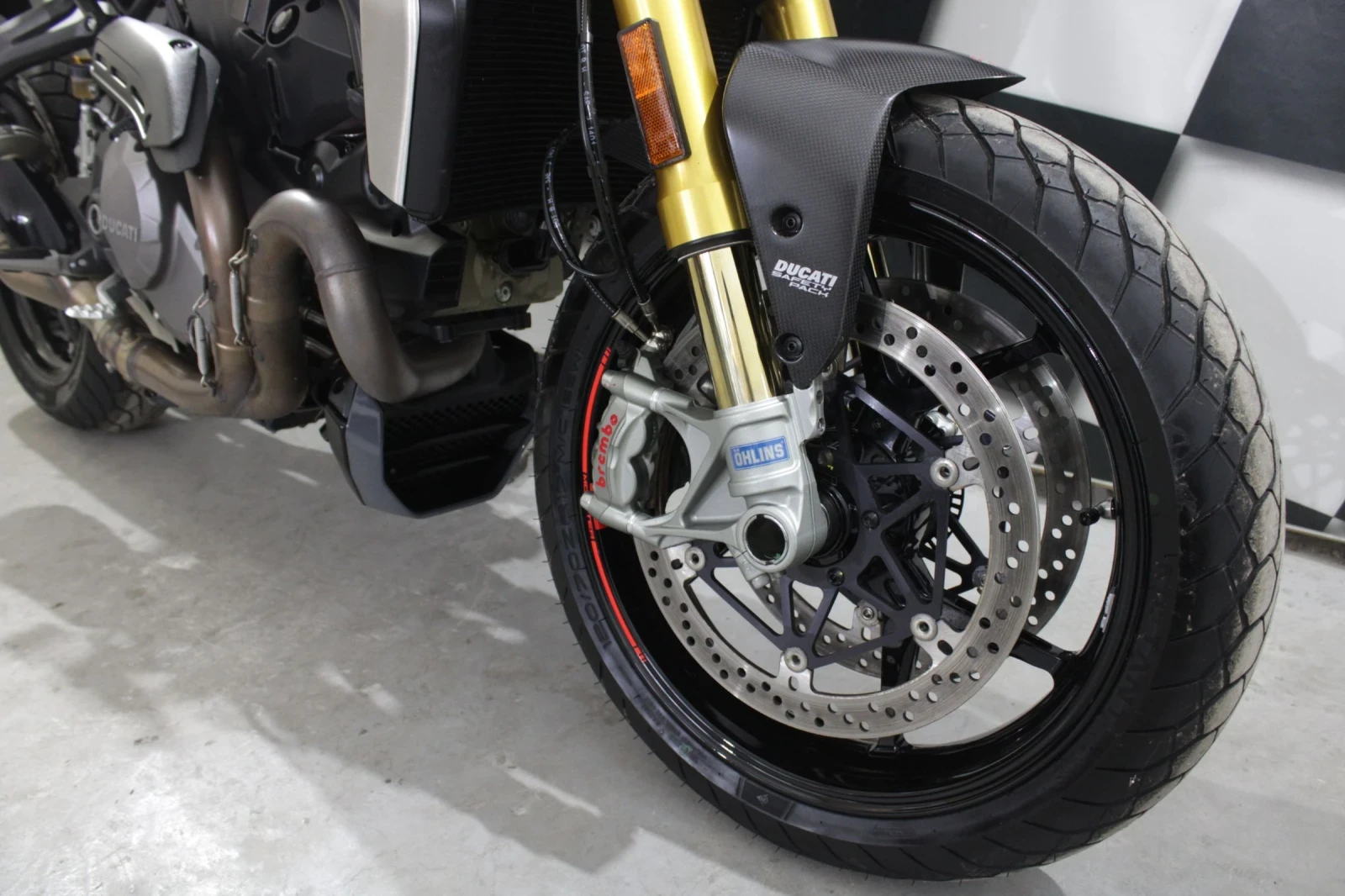 Ducati Monster 1200S 2017�. | Mobile.bg � ����������� 13