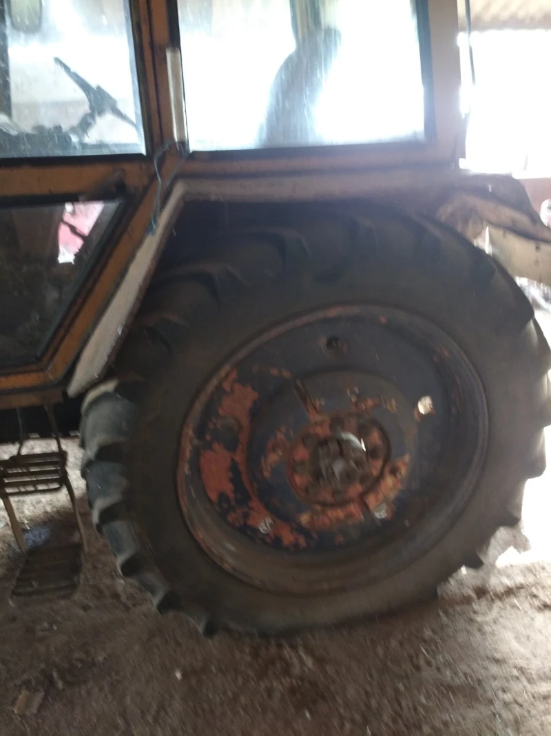 Трактор Болгар Tk 80, снимка 6 - Селскостопанска техника - 52516139