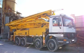       Mercedes-Benz ACTROS 4140