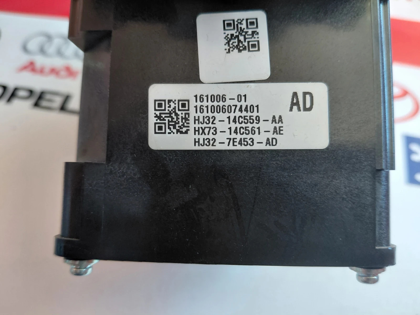 HJ3214C559AA  HJ327R453AD �������� ����������� �������� Land Rover Discovery Sport HJ32-7R453-AD | Mobile.bg � ����������� 3