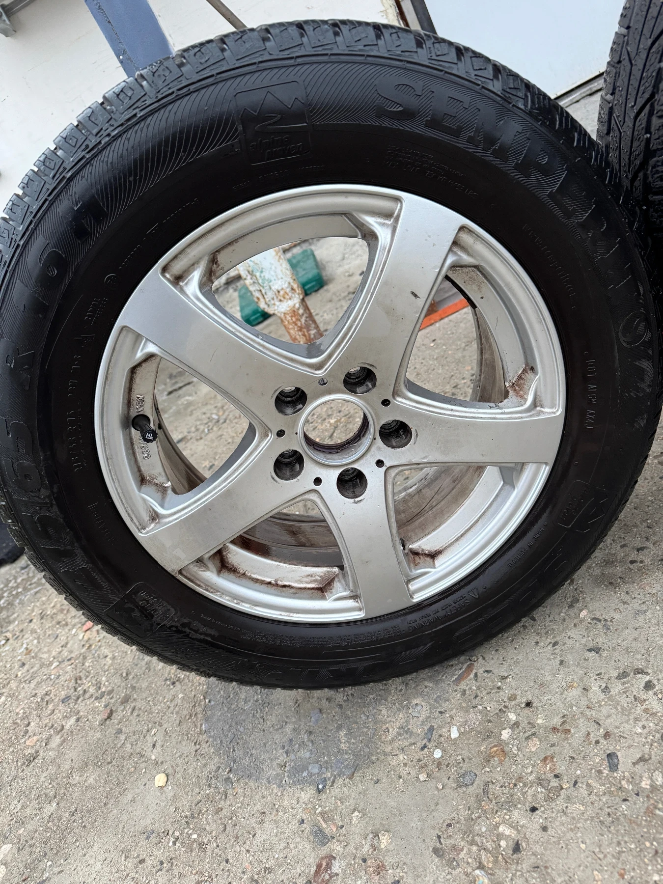    215/65R16  Nissan Qashqai | Mobile.bg   5