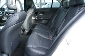 Mercedes-Benz C 400 e* 4M* PLUG IN HYBRID* AMG* HEAD UP* BURMESTER , снимка 16