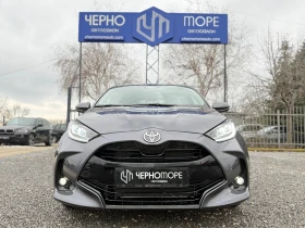 Toyota Yaris 1.5 Hybrid Lounge Premium ГАРАНЦИЯ, снимка 2