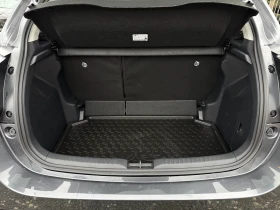 Toyota Yaris 1.5 Hybrid Lounge Premium ГАРАНЦИЯ, снимка 17