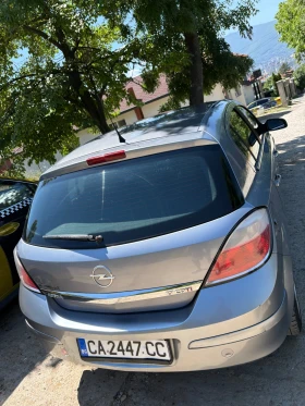 Opel Astra 1.7cdti, снимка 2