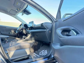 Toyota Yaris 1.5 Hybrid Lounge Premium ГАРАНЦИЯ, снимка 9