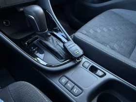 Toyota Yaris 1.5 Hybrid Lounge Premium ГАРАНЦИЯ, снимка 15
