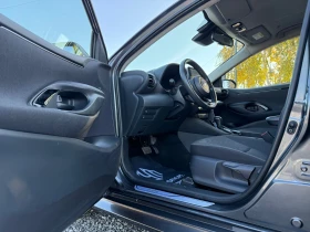 Toyota Yaris 1.5 Hybrid Lounge Premium ГАРАНЦИЯ, снимка 12
