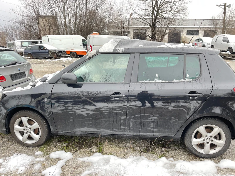 Skoda Fabia 1.6TDI, снимка 2 - Автомобили и джипове - 39476251